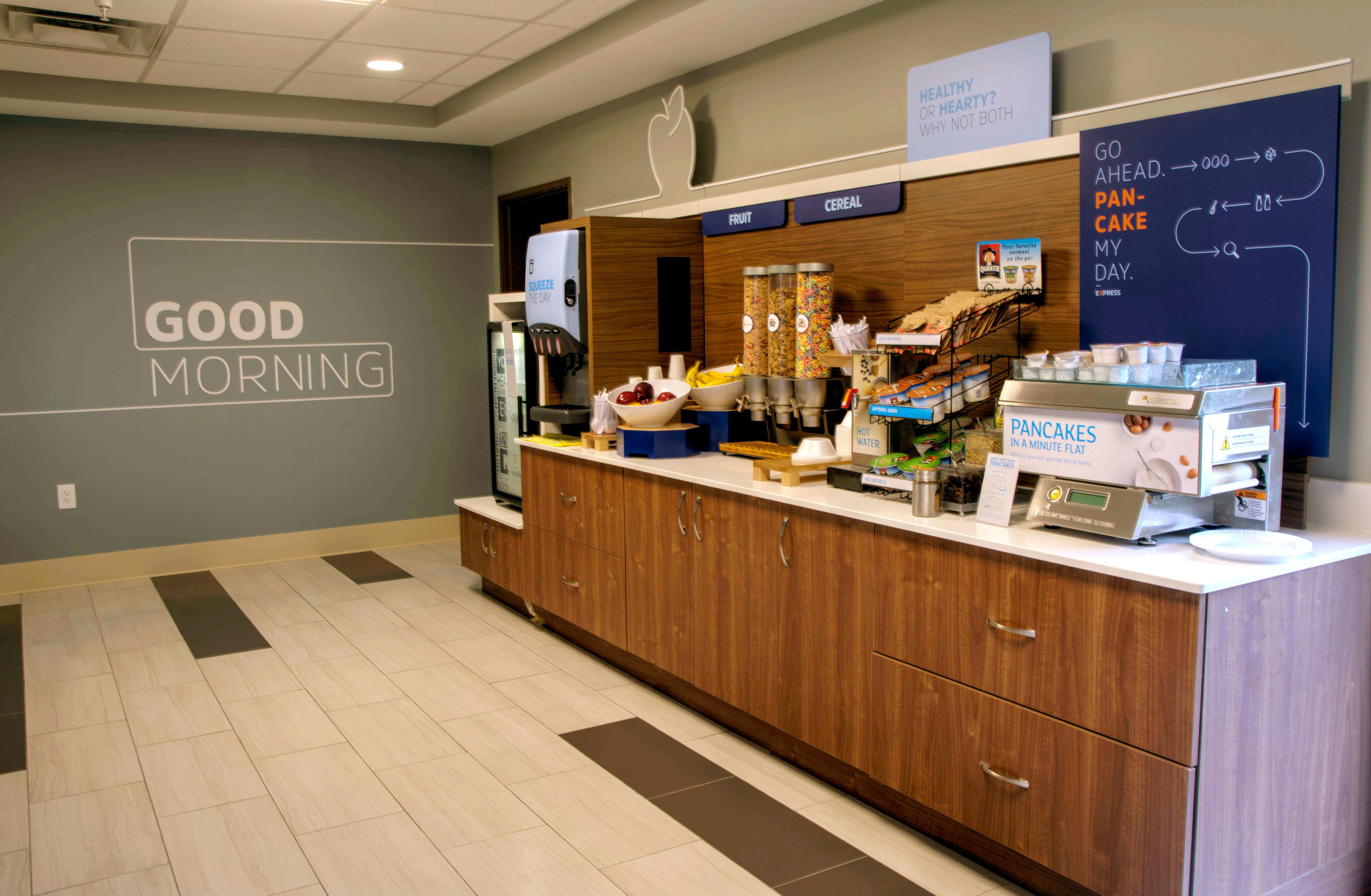 Holiday Inn Express Rochelle By Ihg Exterior photo